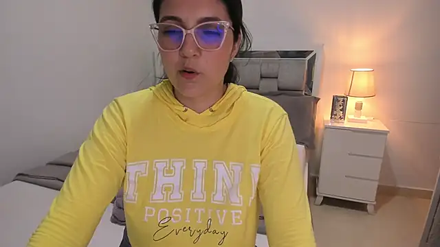 Camilaa_bueno Live XXX Chat