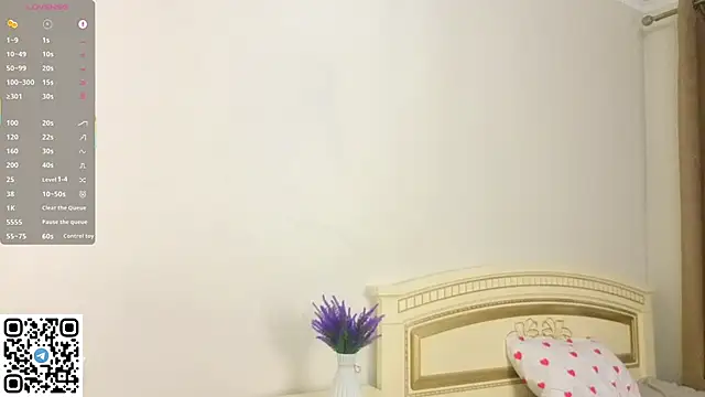 Živý XXX chat EnricaElis