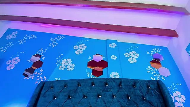 Chatroom XXX en direct de Issa_Clark01