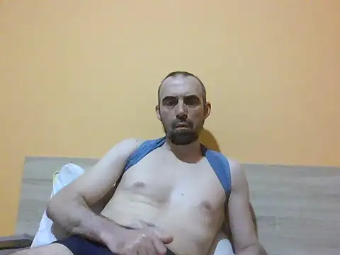 Show modela maxxx_funn na web-kameri