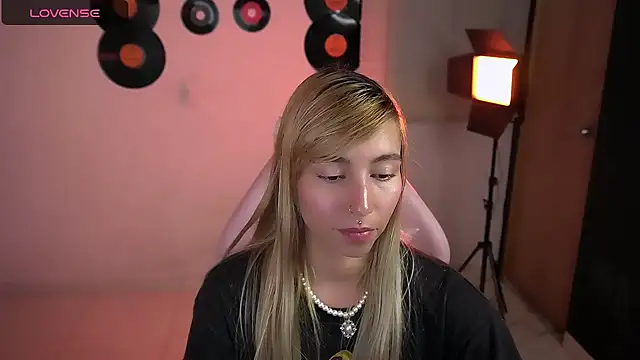 Živý XXX chat Saucy_Jenn