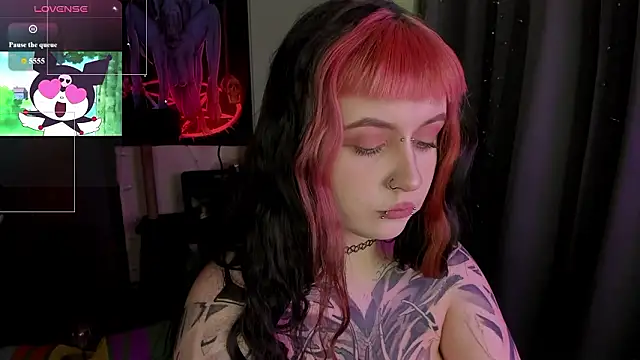 Živý XXX chat t0riayun0