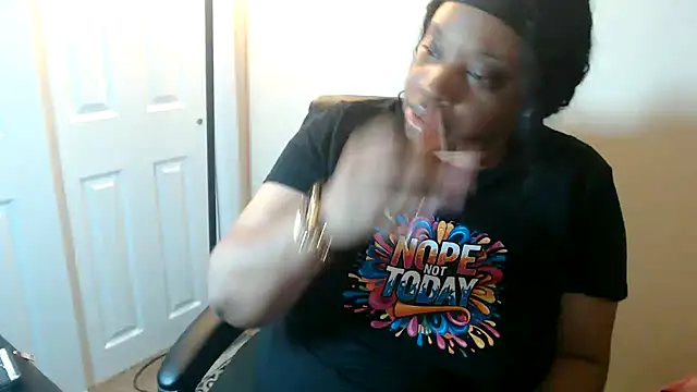 Czat XXX na żywo – Sexymona1218