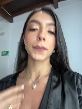 دردشة NINA_ROSEE397 الجنسية المباشرة