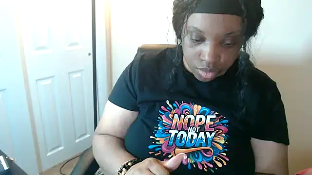 دردشة Sexymona1218 الجنسية المباشرة