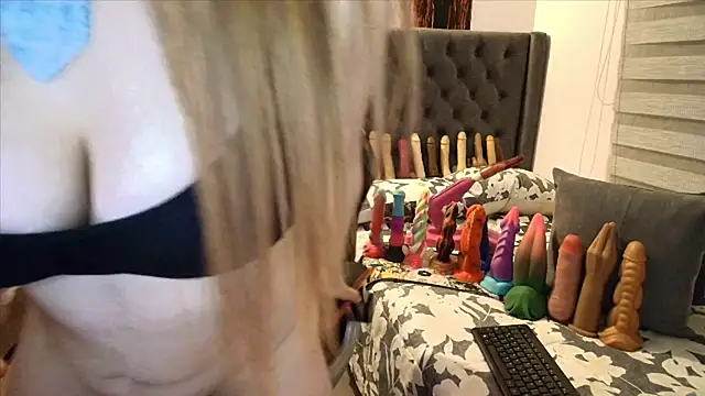 sofia23dirty's Live XXX Chat