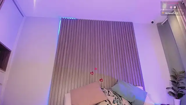 Hailey-Fox লাইভ XXX চ্যাট