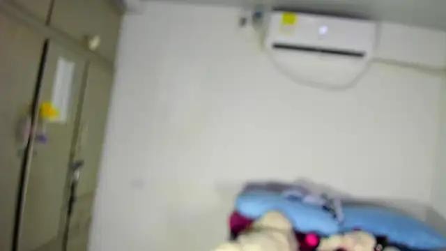 vennuss19's Live XXX Chat