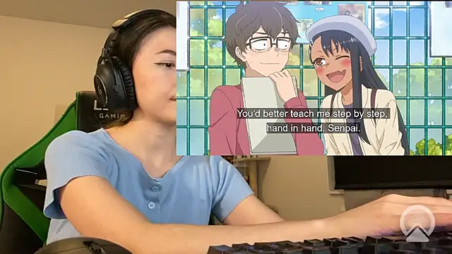 XXX chat uživo modela chibi_moon_