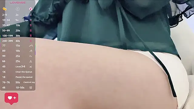 peachy_kiss live XXX chat