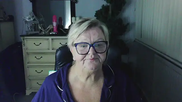 BridgetBlueEyes' Webcam Show