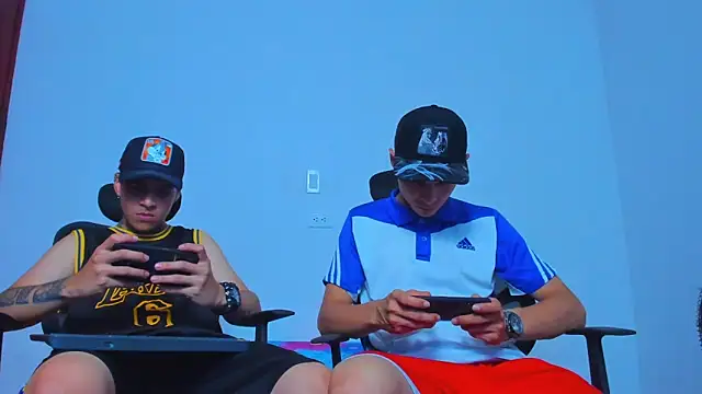 Thomas-Wil Adlı Modelin Web Kamerası Şovu