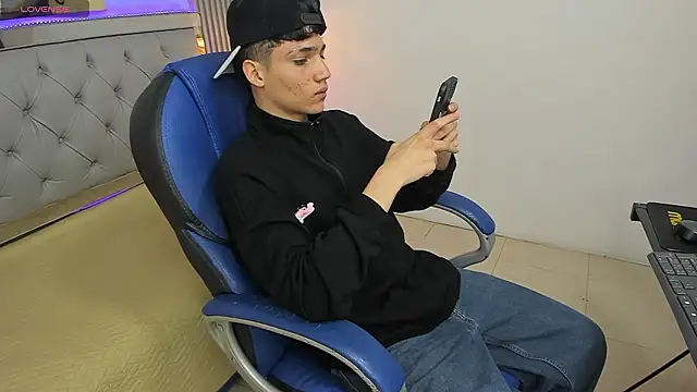 SamBlack_ 现场XXX聊天