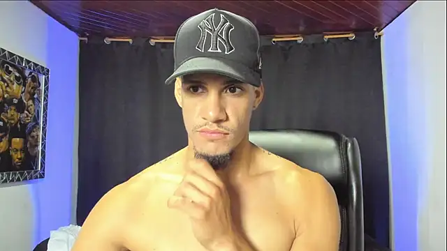 jhonnysnow17 Chat XXX in diretta