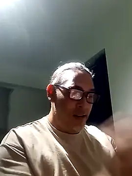 Big_vittollo élő XXX-chatje