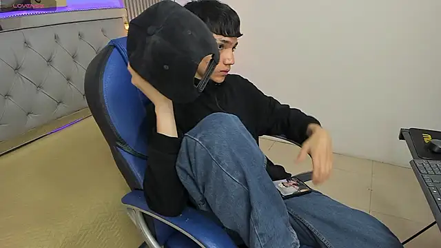 SamBlack_ Chat XXX in diretta