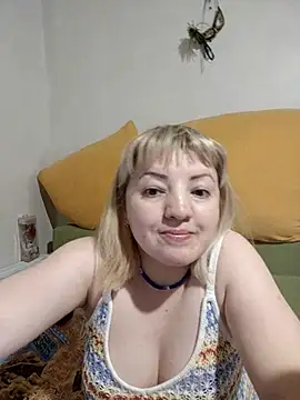 Chat +18 de stefanyharper16 ao vivo