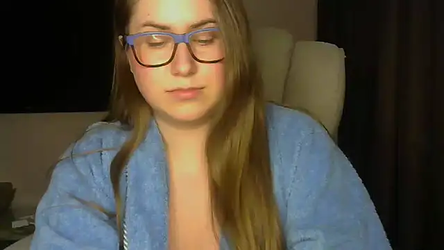 Chat +18 de SeasonalSomeone ao vivo