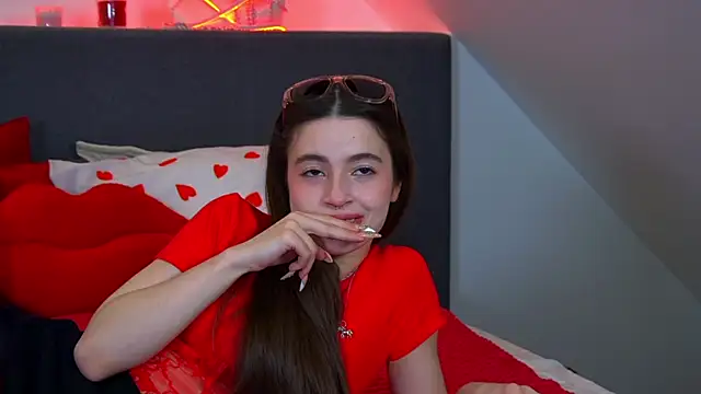 AmeliaFlares: онлайн-секс-чат