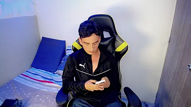 Mathias_twinkk Adlı Modelin Web Kamerası Şovu