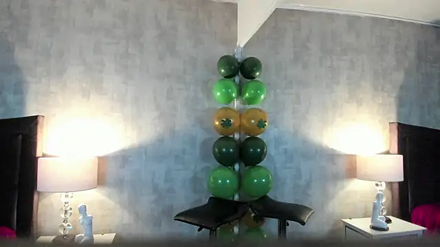 NahomyCarther's Webcam Show