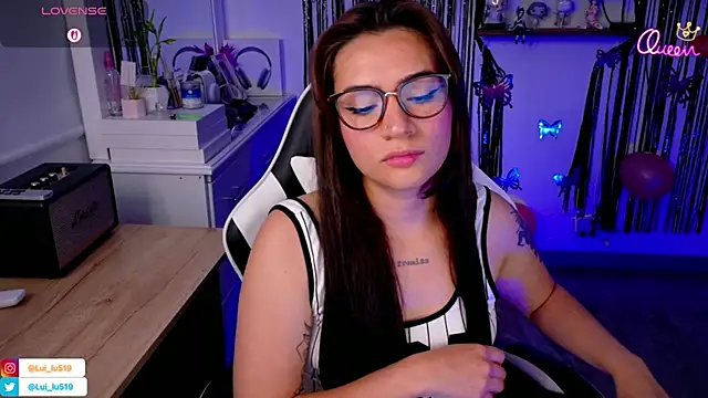 دردشة ImLui_lu الجنسية المباشرة