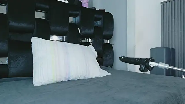 levana1 Chat XXX live