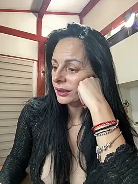 دردشة MiriamDelyn الجن سية المباشرة