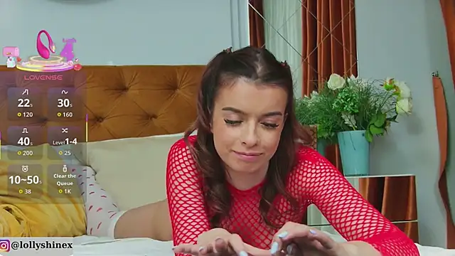 Chat XXX en directo de LollyShine