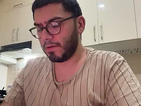 Hellzroom webkamerás műsora