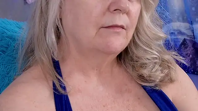 Kaitlyn_Winters live XXX chat