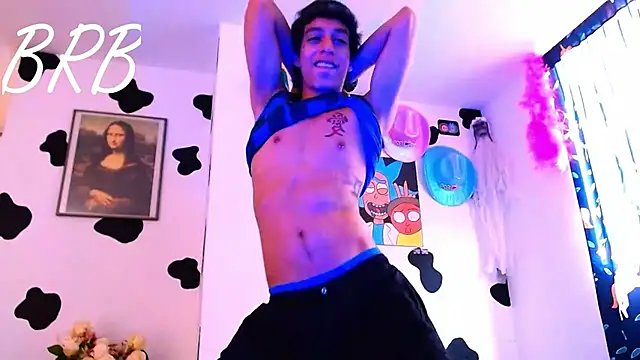 DannyPhantom555 Adlı Modelin Canlı XXX Sohbeti