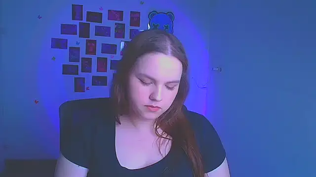 Chat +18 de Kitty_Mia_Kitty ao vivo