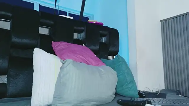 levana1's Live XXX Chat