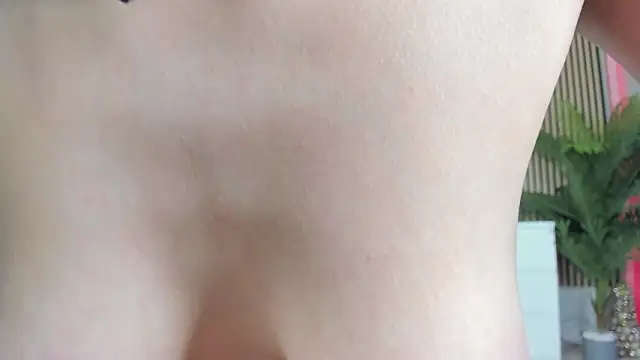 ZayaTease 即時 XXX 聊天