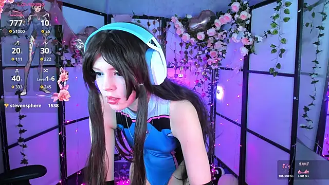 Živý XXX chat AluweMeow