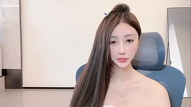 Melody-11's Live XXX Chat