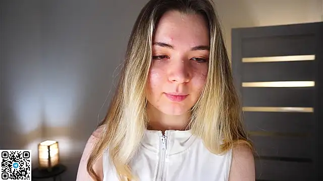 MarlinVarian's Live XXX Chat