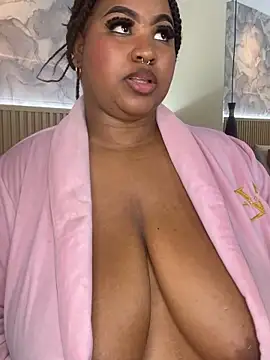 AinaraJimenez webcam show