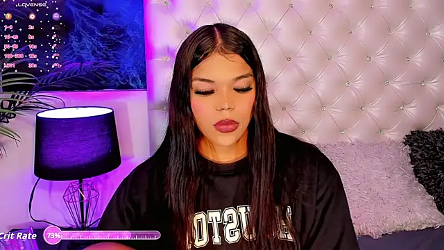 Keira_Fox31 Chat XXX in diretta