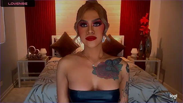 StellaStrong30 Show in webcam