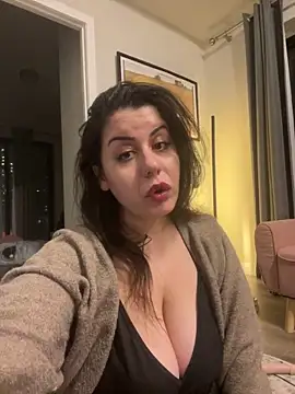 holyeroticss: απευθείας συνομιλία ΧΧΧ