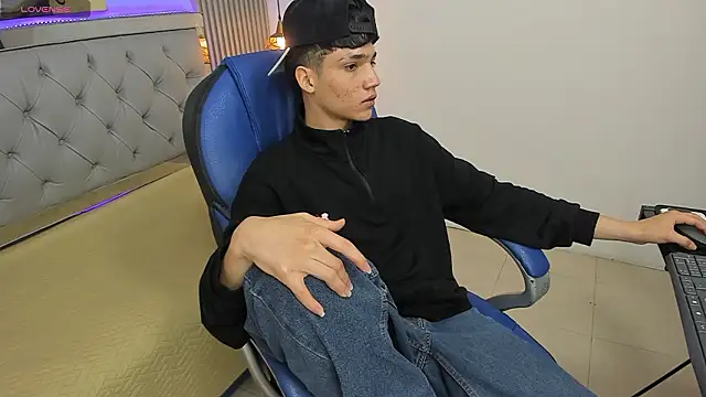 SamBlack_'s Live XXX Chat