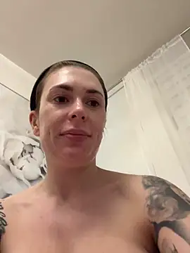 SelinaGalinsky6's Live XXX Chat