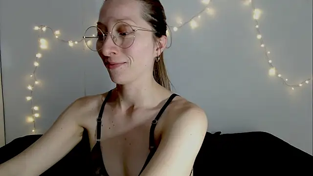 Carlin_Diaz's Live XXX Chat