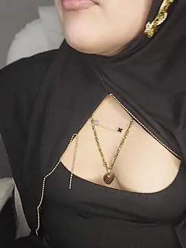 Elinaax লাইভ XXX চ্যাট