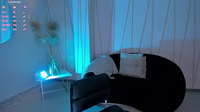 TaraLawrence Live XXX-Chat