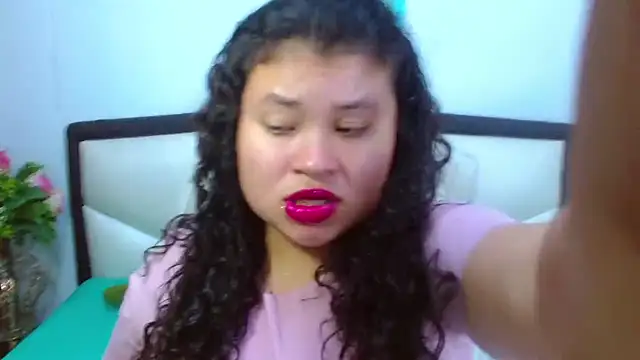 XXX chat uživo modela Madison_Copers