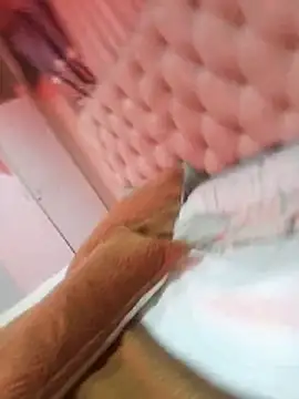 Baeboo83 Webcam show