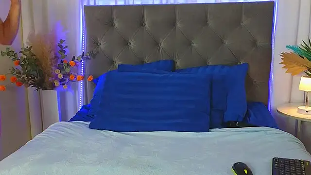 Czat XXX na żywo – Ariana_Petite